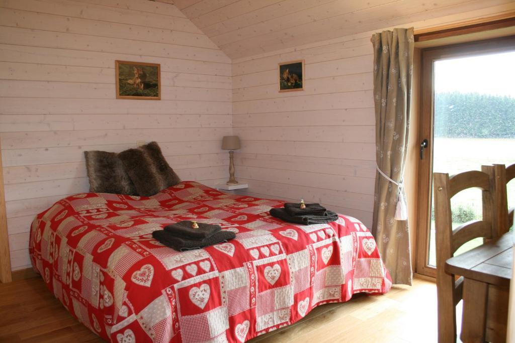 Chambres D'Hotes Les Trappeurs Silence & Nature Tenneville Bilik gambar