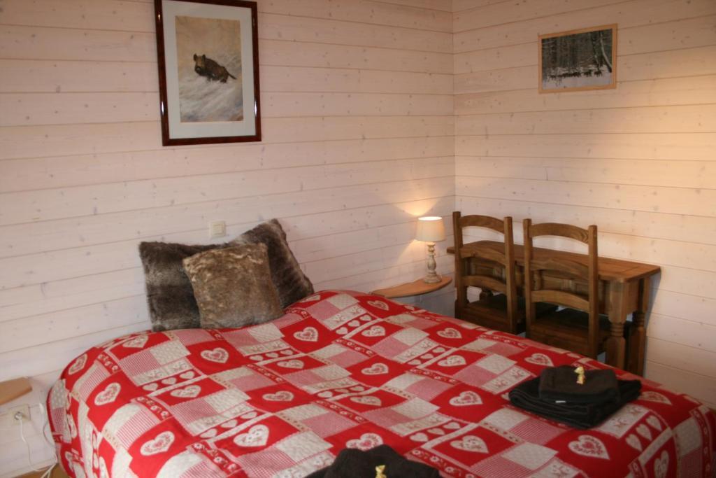 Chambres D'Hotes Les Trappeurs Silence & Nature Tenneville Bilik gambar